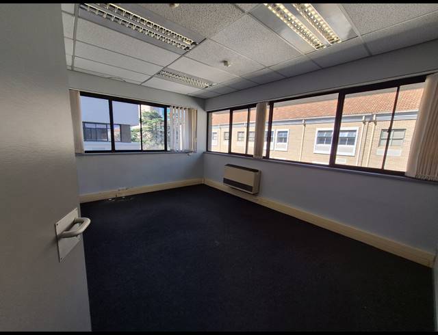 322M² OFFICE TO LET IN SANDTON CENTRAL
